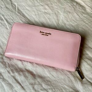 Kate Spade Light Pink Zip Wallet